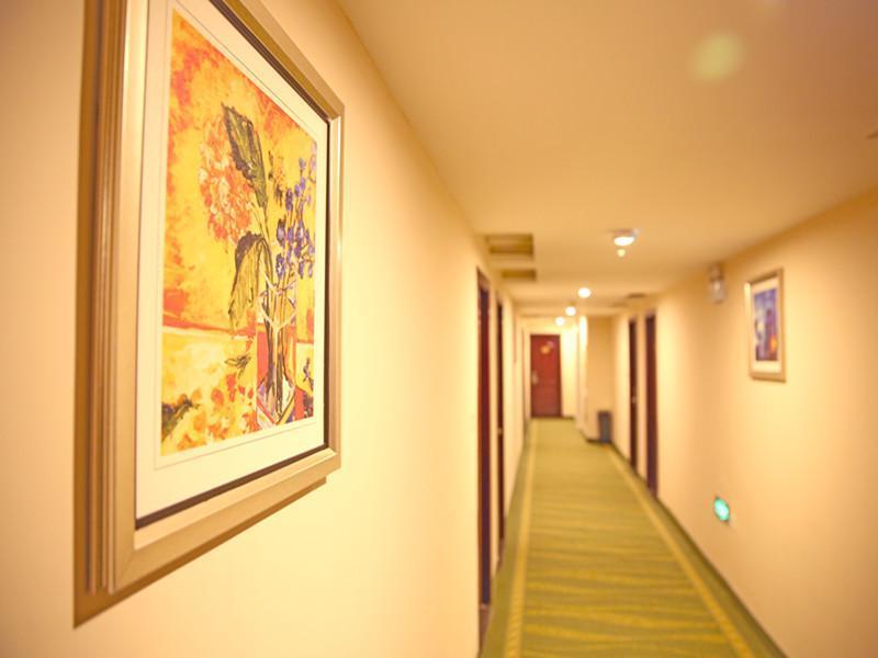 Greentree Alliance Jiangxi Nanchang Honggutan Middle Fenghuang Avenue Hotel エクステリア 写真