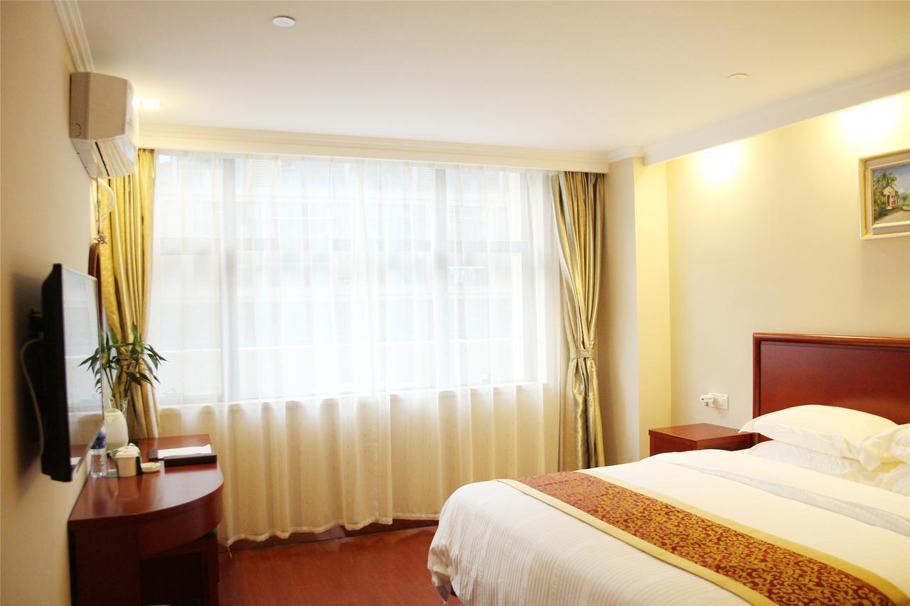 Greentree Alliance Jiangxi Nanchang Honggutan Middle Fenghuang Avenue Hotel エクステリア 写真