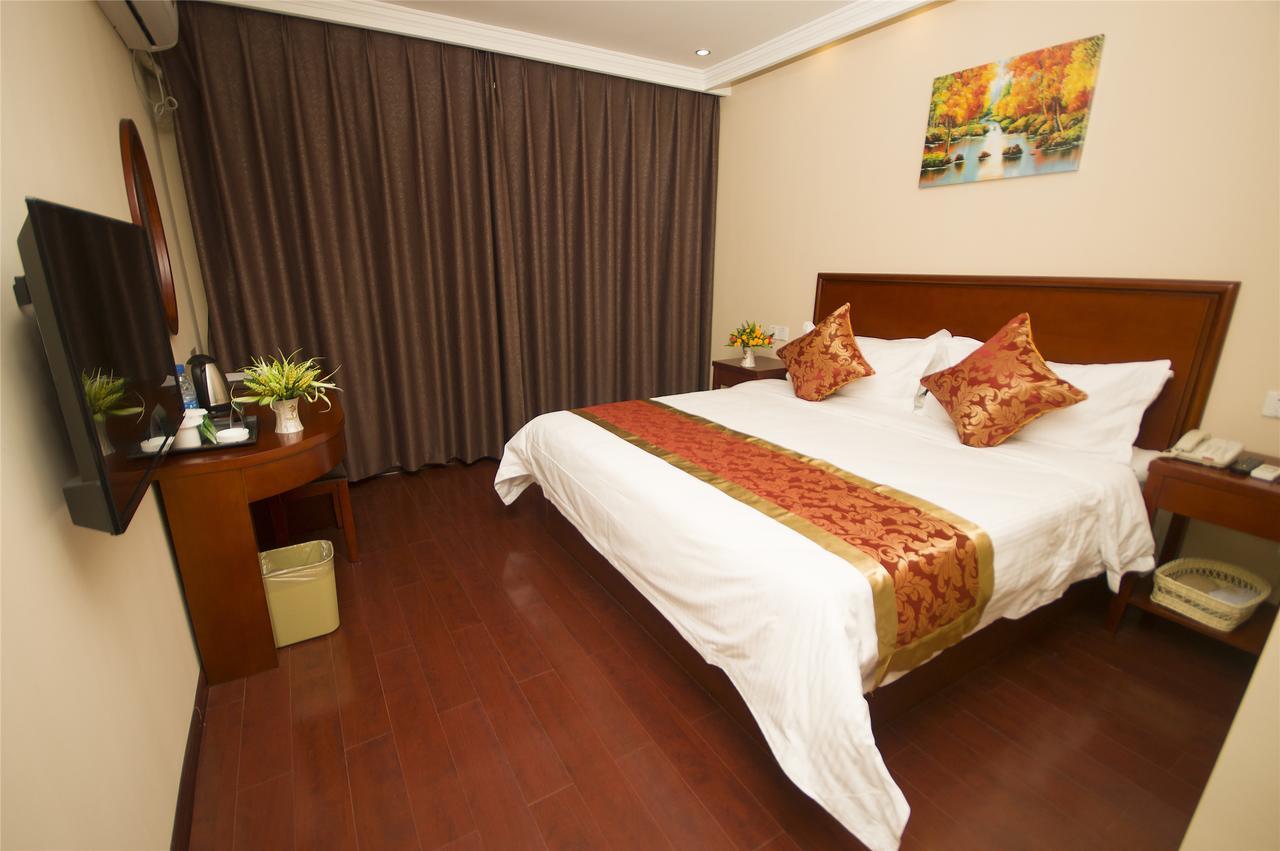Greentree Alliance Jiangxi Nanchang Honggutan Middle Fenghuang Avenue Hotel エクステリア 写真