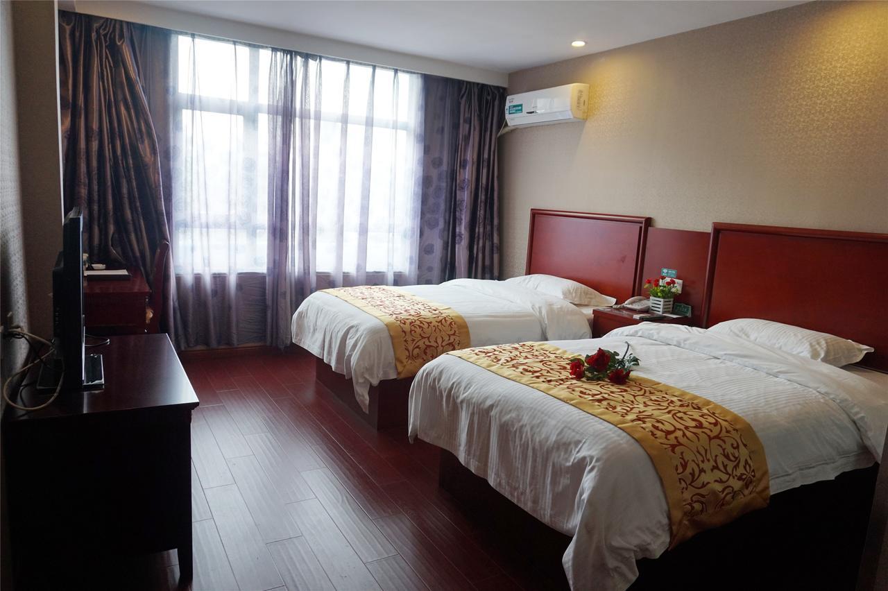 Greentree Alliance Jiangxi Nanchang Honggutan Middle Fenghuang Avenue Hotel エクステリア 写真