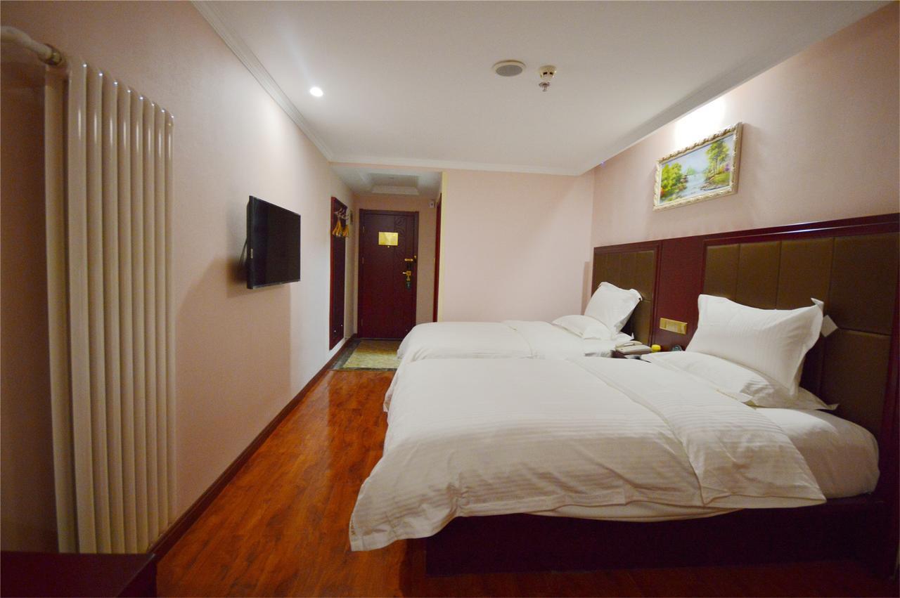 Greentree Alliance Jiangxi Nanchang Honggutan Middle Fenghuang Avenue Hotel エクステリア 写真
