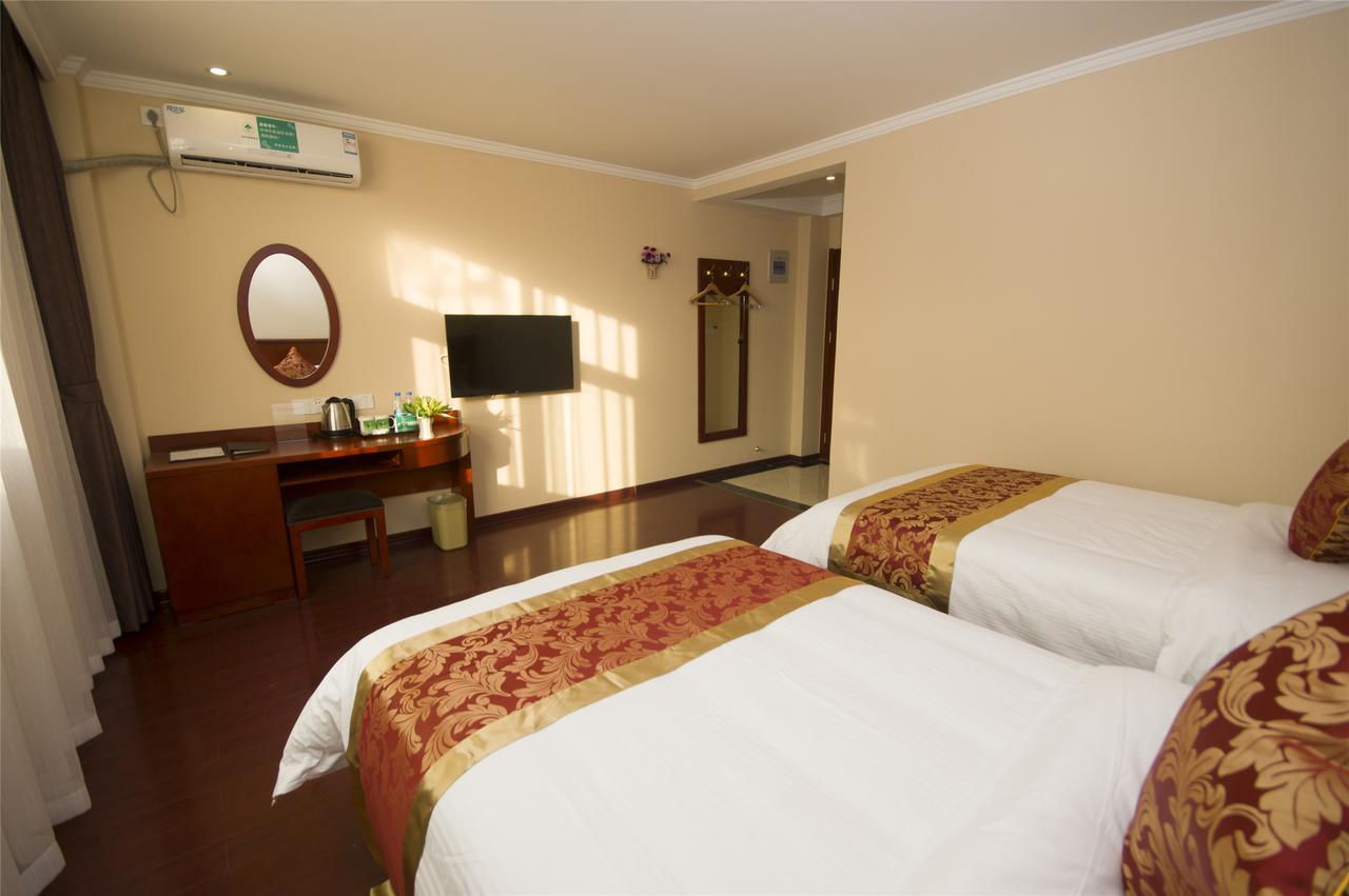 Greentree Alliance Jiangxi Nanchang Honggutan Middle Fenghuang Avenue Hotel エクステリア 写真