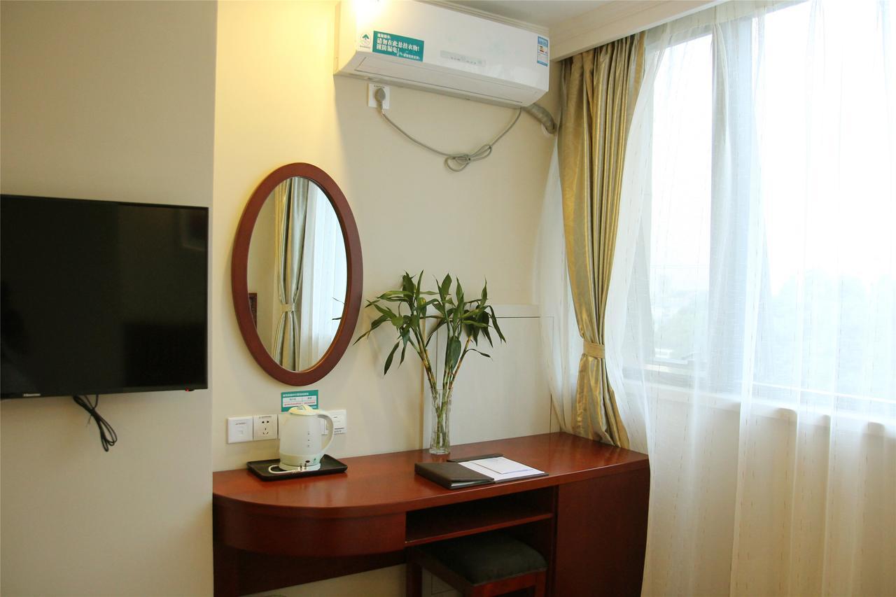 Greentree Alliance Jiangxi Nanchang Honggutan Middle Fenghuang Avenue Hotel エクステリア 写真