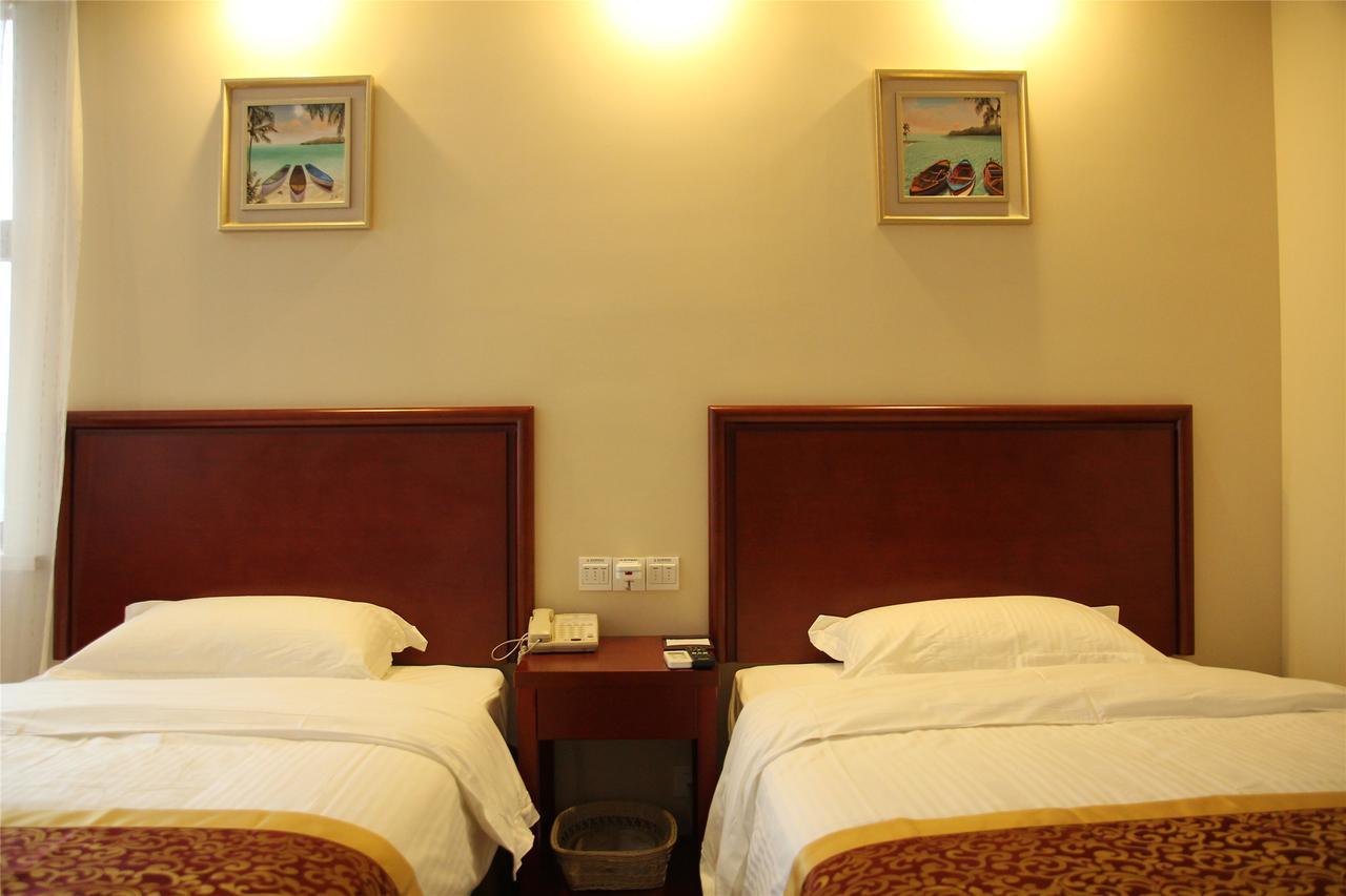 Greentree Alliance Jiangxi Nanchang Honggutan Middle Fenghuang Avenue Hotel エクステリア 写真